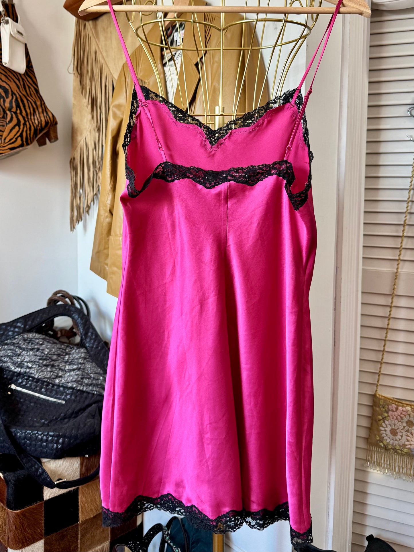 La Fuscia Skip (Medium)