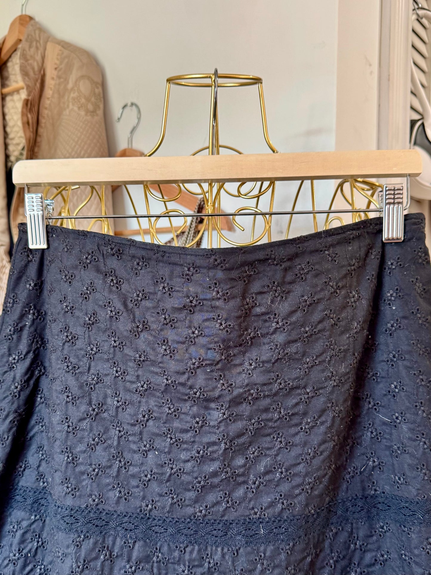 The Negra Skirt (Medium)