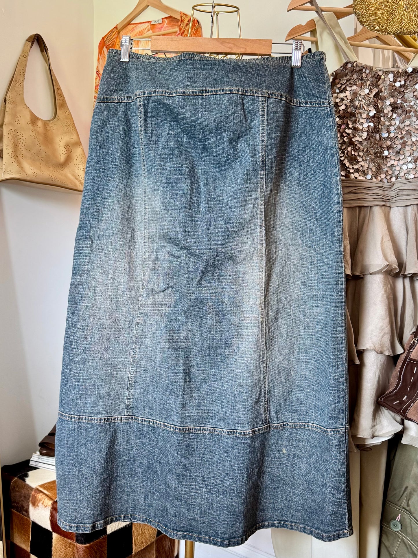 The Ximena Maxi Skirt (US 16)