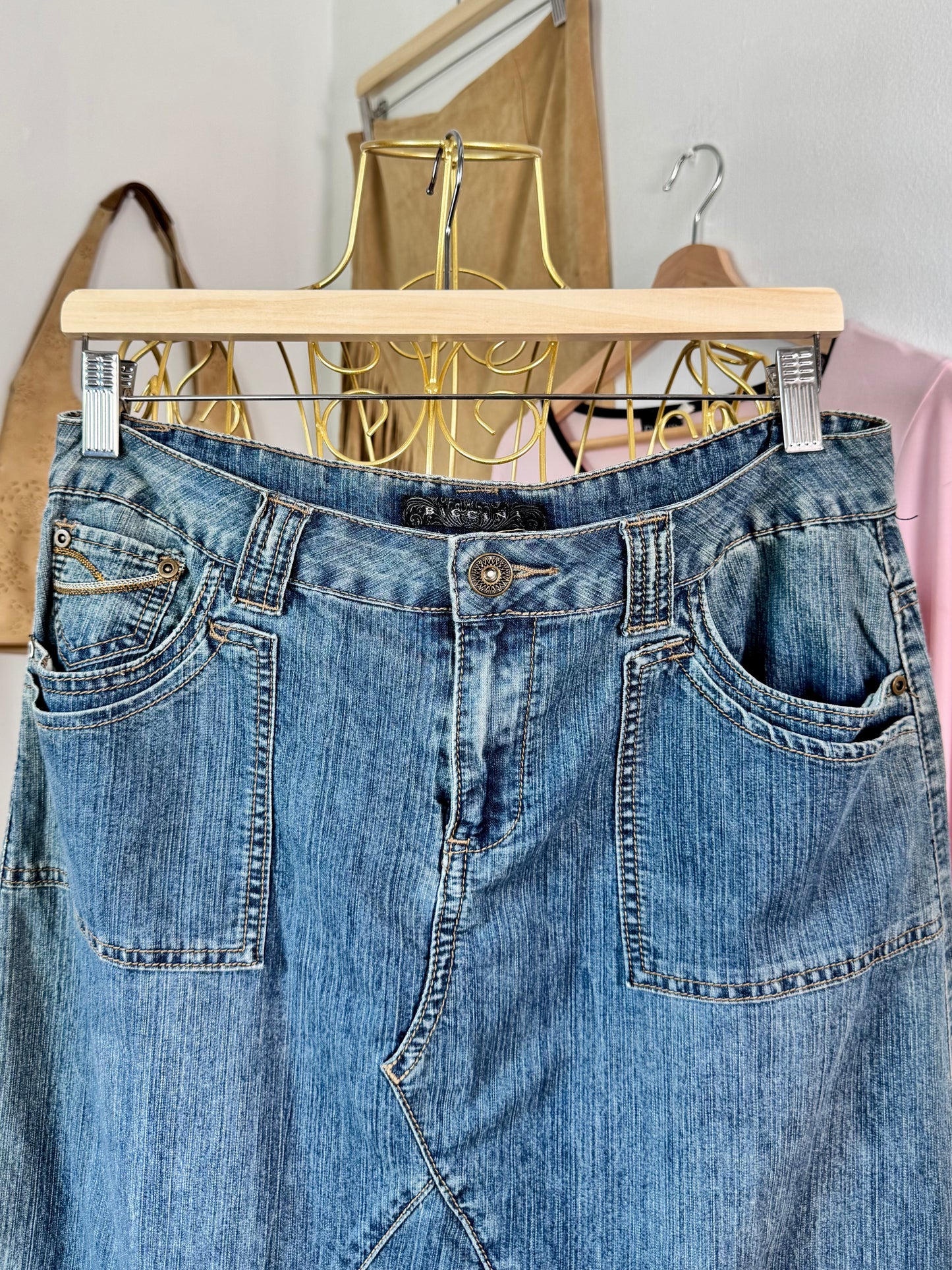 The Valencia Denim Skirt (Large)