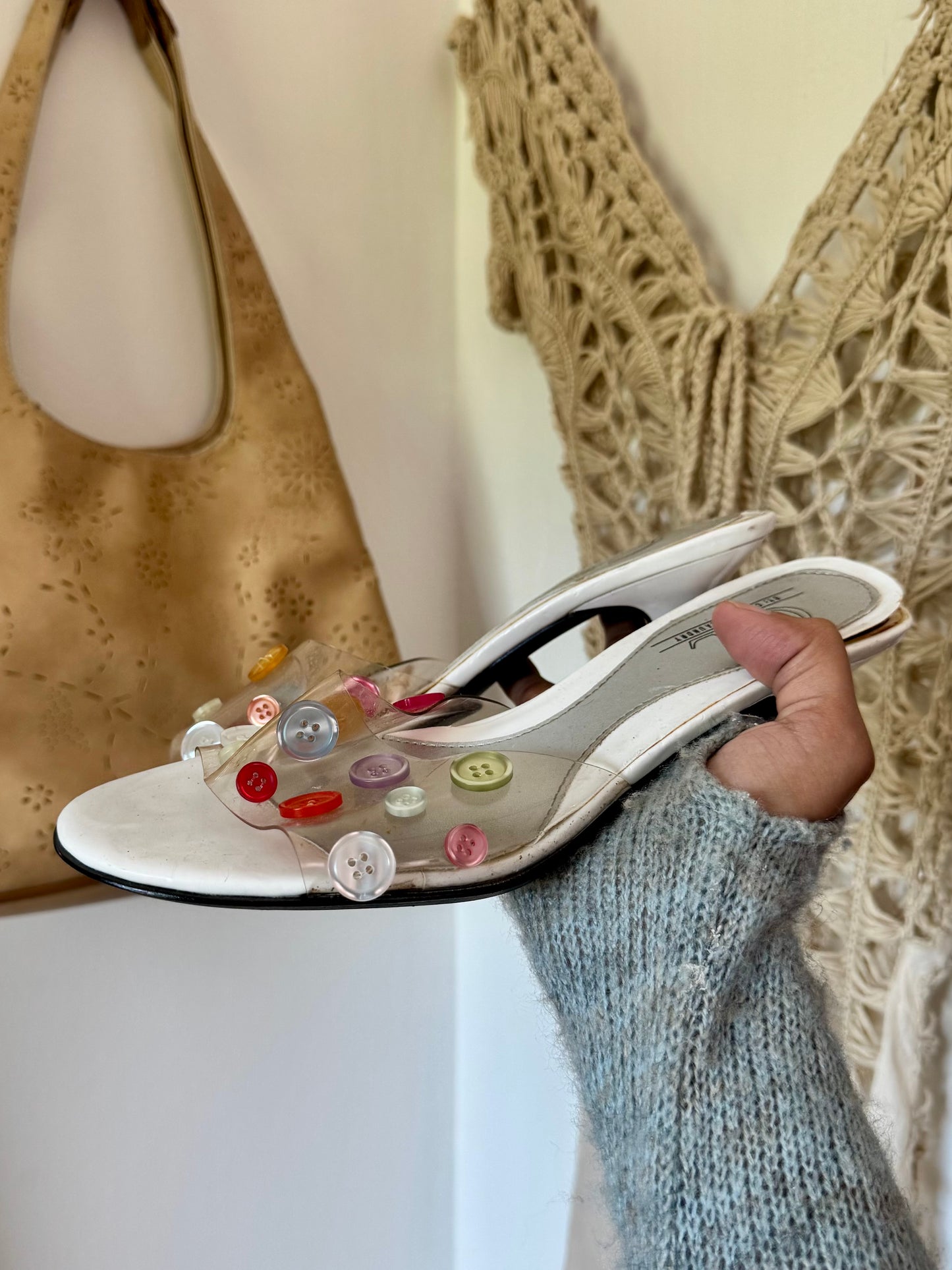 The Botoncito Sandals (7/7.5)