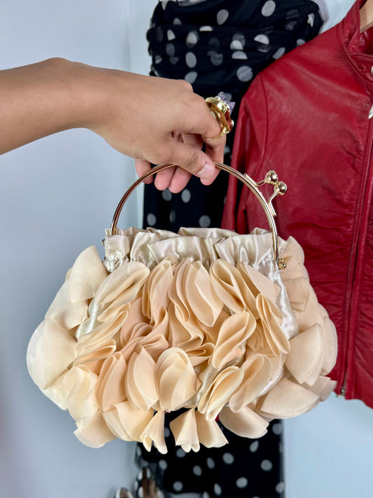 The Estefany Clutch