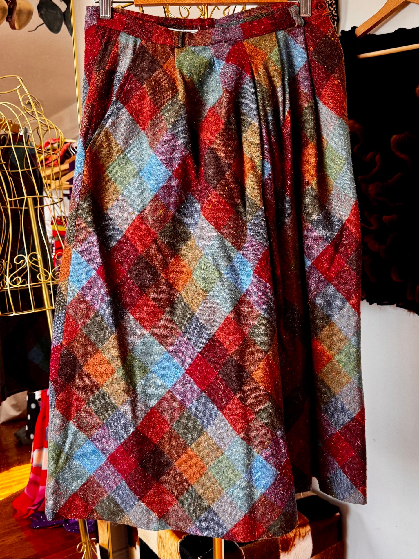 80s Plaid Maxi Skirt (medium)