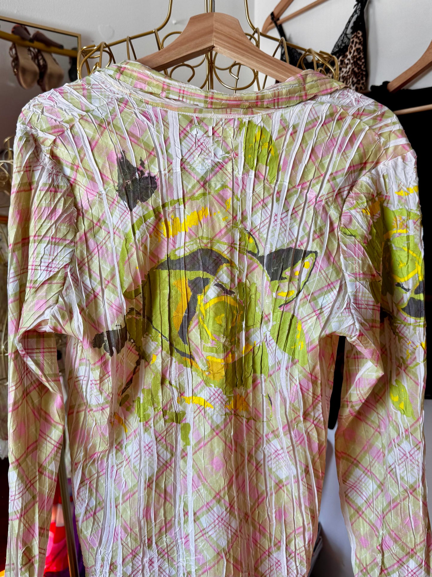 Kissa Graphic Button Up (small)