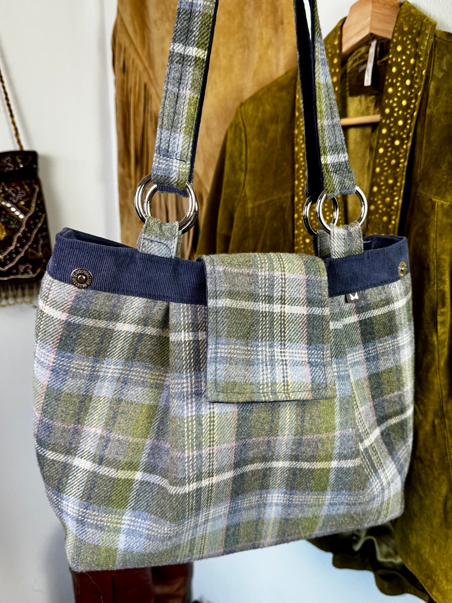 The Clueless Purse