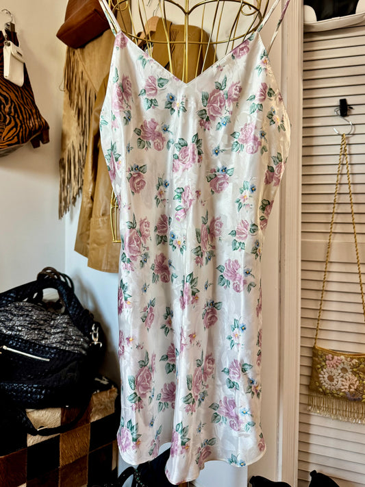 The Luna Slip (Medium)